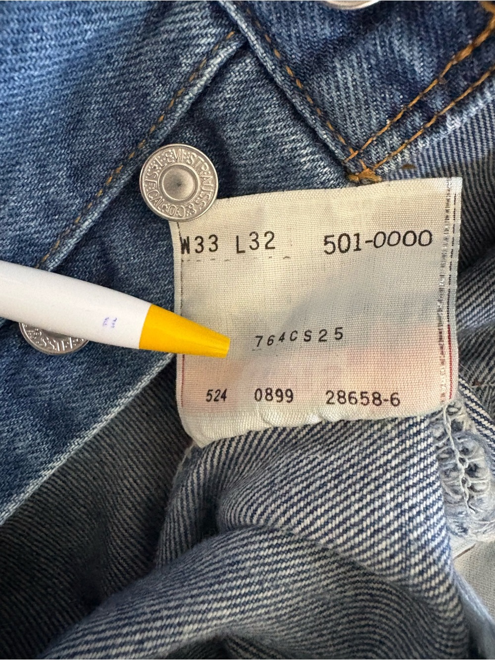 Vintage 90’s Levi's 501 Button-Fly Med/Dark Wash Blue Jeans - Made in USA - Picture 6 of 10